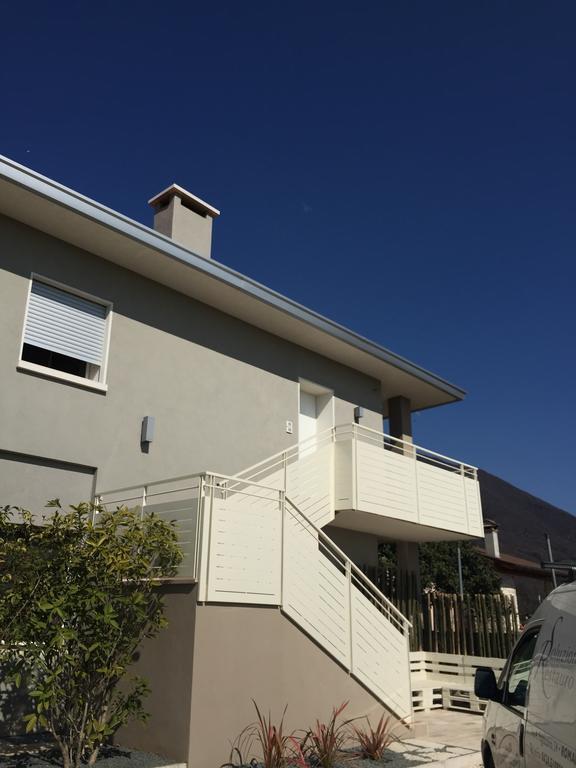 보르소 델 그라파 Flyingaway B&B 외부 사진